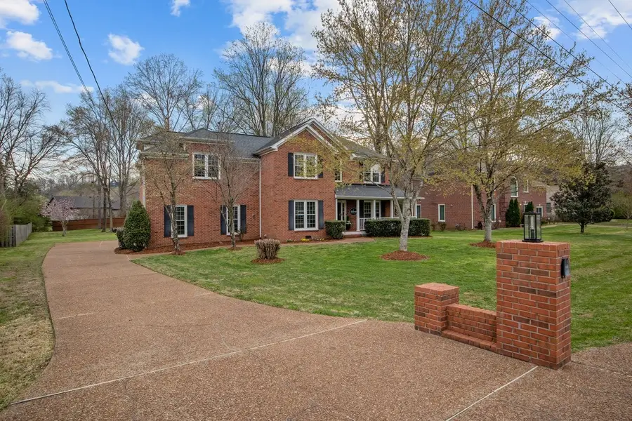 465 Harpeth Meadows Dr, Kingston Springs, TN 37082 - #3