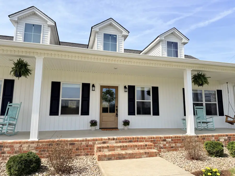 1212 Smith Thompson Rd, Bethpage, TN 37022 - #3