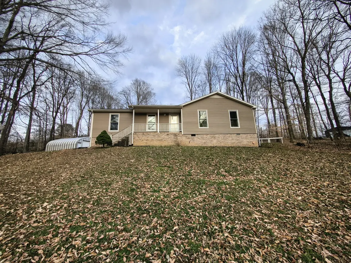 2401 Patterson Rd, Woodlawn, TN 37191 - #1