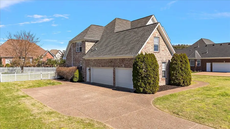 1040 Pittman Dr, Gallatin, TN 37066 - #3