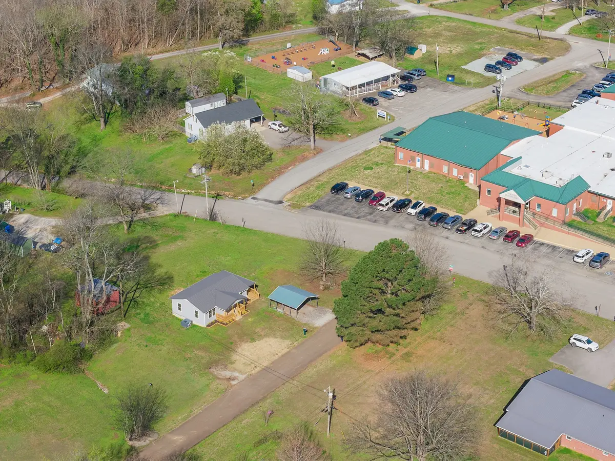 230 Texas Ave, Parsons, TN 38363 - #1