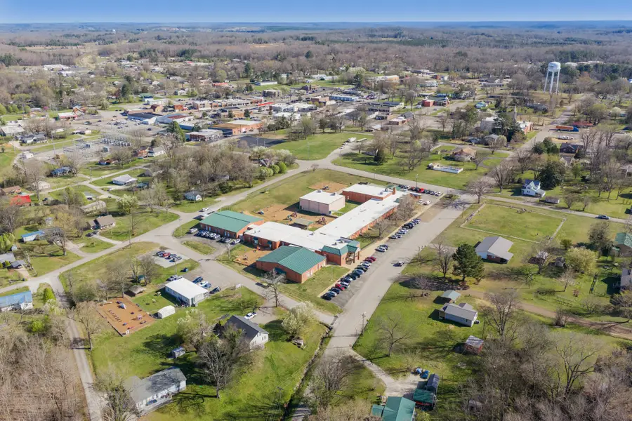 230 Texas Ave, Parsons, TN 38363 - #3