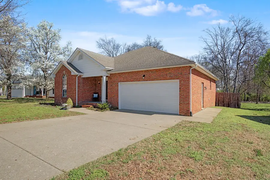 513 Autumndale Dr, Gallatin, TN 37066 - #3