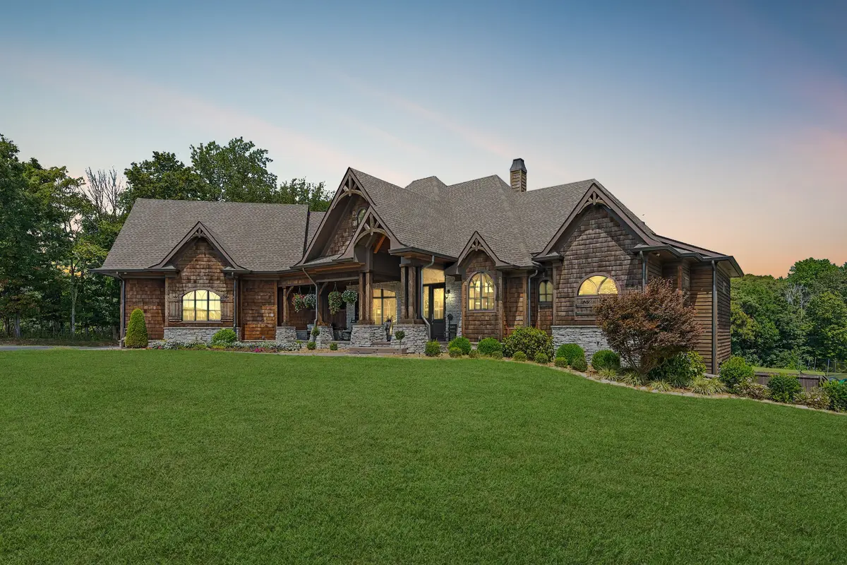 6704 Highway 52 W, Lafayette, TN 37083 - #1