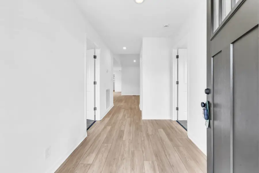 1154 Tybee Dr, Clarksville, TN 37042 - #3