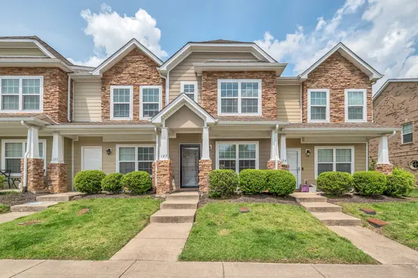 127 Cobblestone Place Dr, Goodlettsville, TN 37072