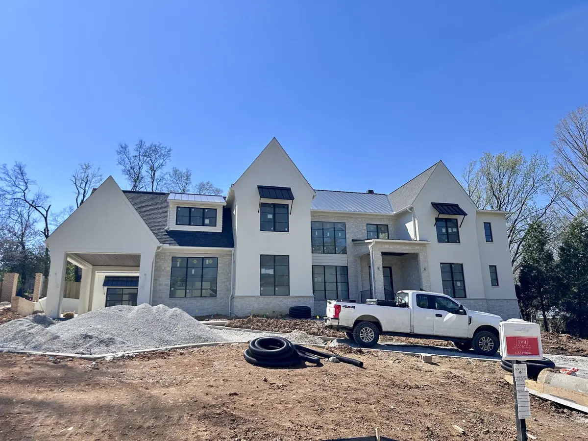 1135 Duncanwood Dr, Nashville, TN 37204 - #1