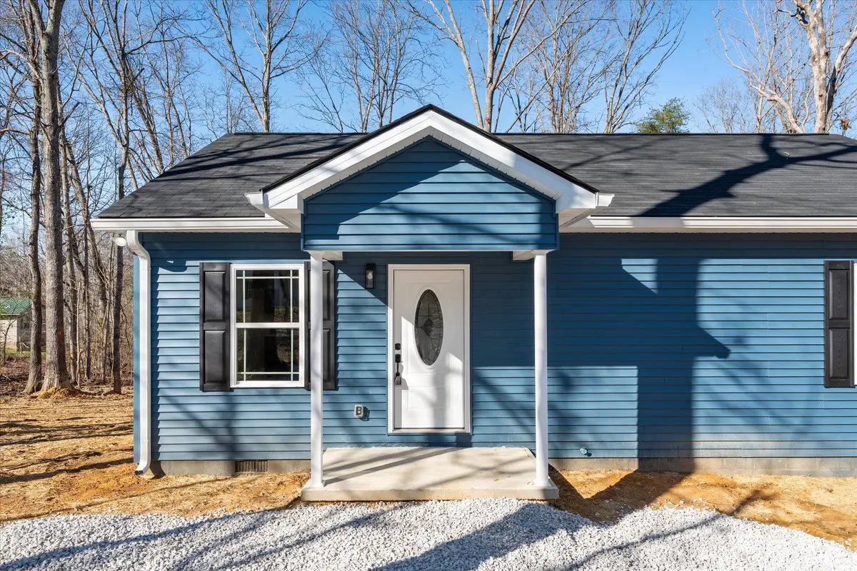 17 Central St, Tracy City, TN 37387 - #1