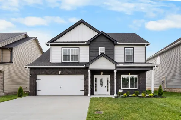 627 Marblewing Ct, Clarksville, TN 37043