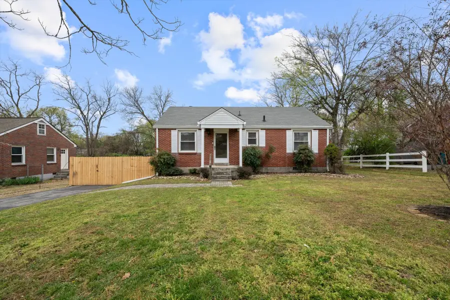 204 Blanchard Pl, Nashville, TN 37214 - #2