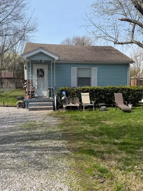 405 S Wooldridge Rd, Hopkinsville, KY 42240