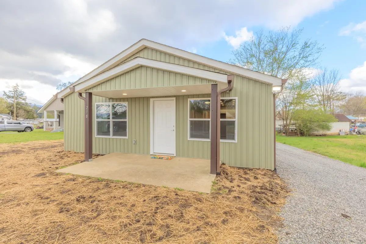 278 W Michigan Avenue, Whitwell, TN 37397 - #1
