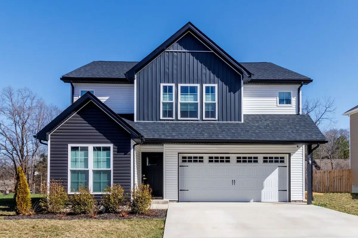 121 Schroer Rd, Clarksville, TN 37042 - #1