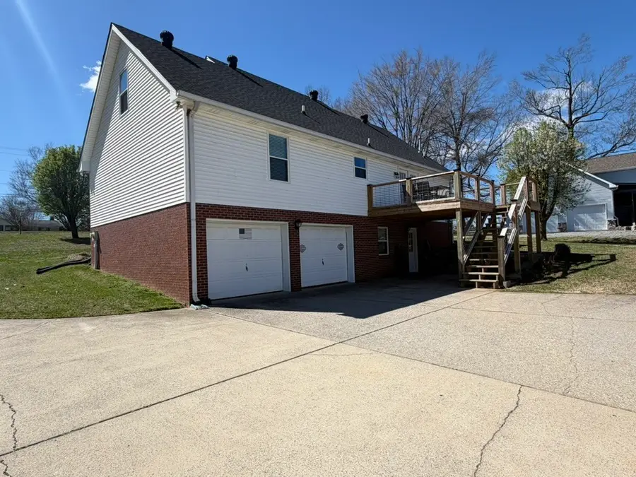 145 S Palmers Chapel Rd, White House, TN 37188 - #2