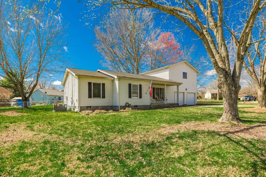 103 Forrest Ln, White House, TN 37188 - #2