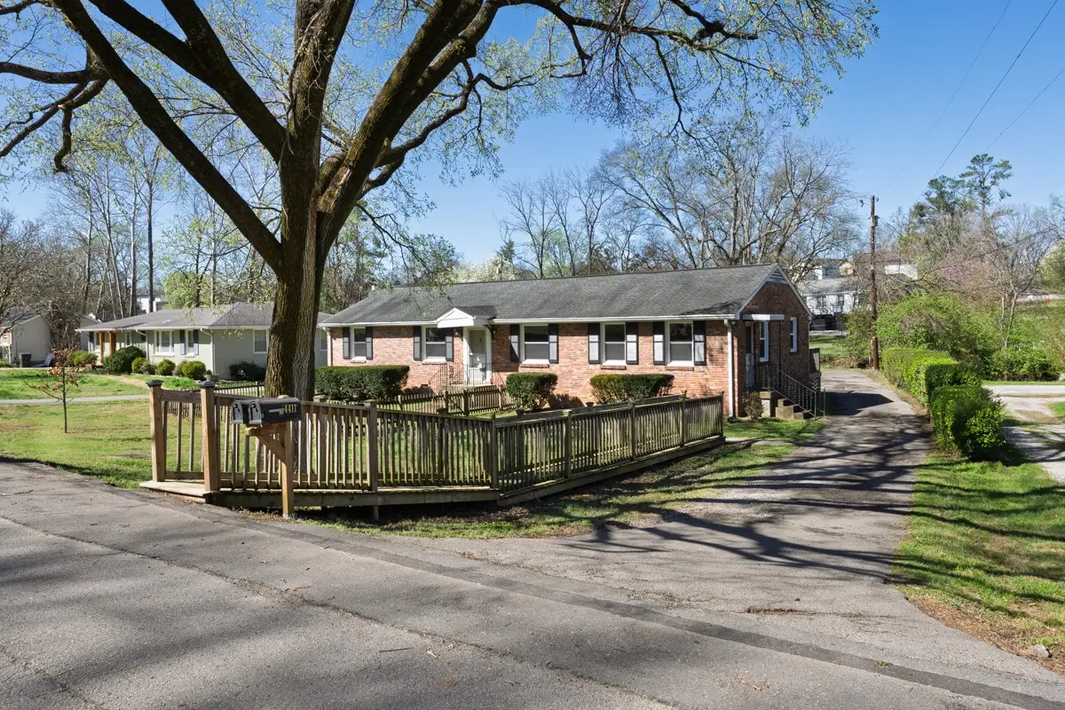 4411 Scenic Dr, Nashville, TN 37204 - #1
