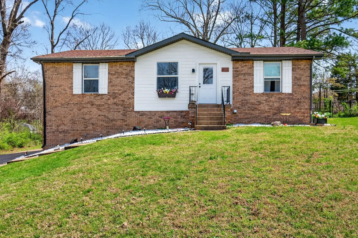 1287 Jostin Dr, Clarksville, TN 37040 - #1