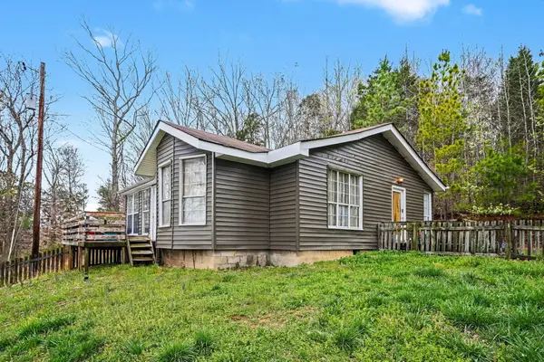 1079 Harristown Rd, Ashland City, TN 37015