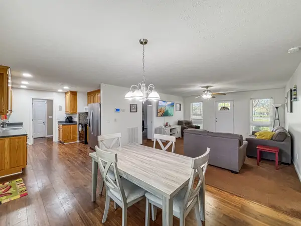 14 Long Meadow Dr, Fayetteville, TN 37334