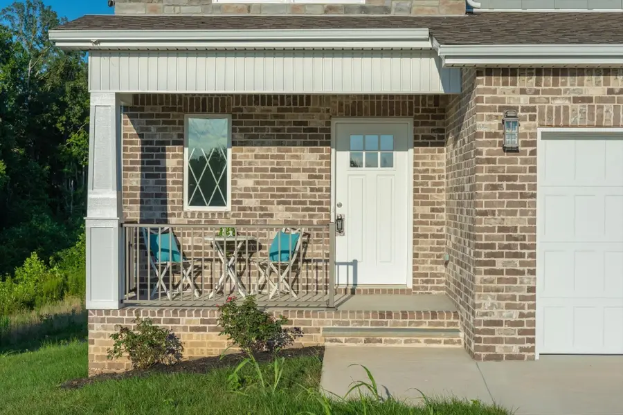 931 Bankside Dr, Clarksville, TN 37043 - #2