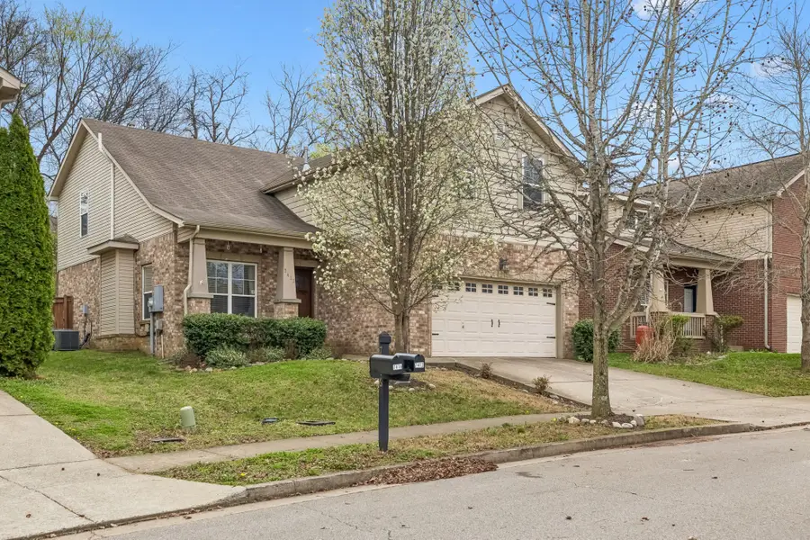 7412 Riverland Dr, Nashville, TN 37221 - #2