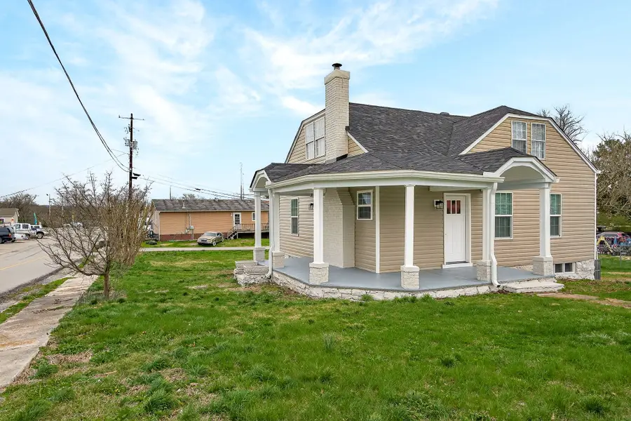 338 Clark St, Sparta, TN 38583 - #3