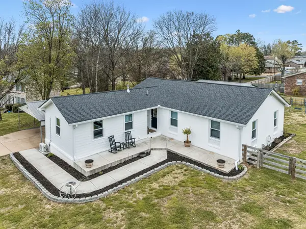 206 Lookout Dr, Columbia, TN 38401