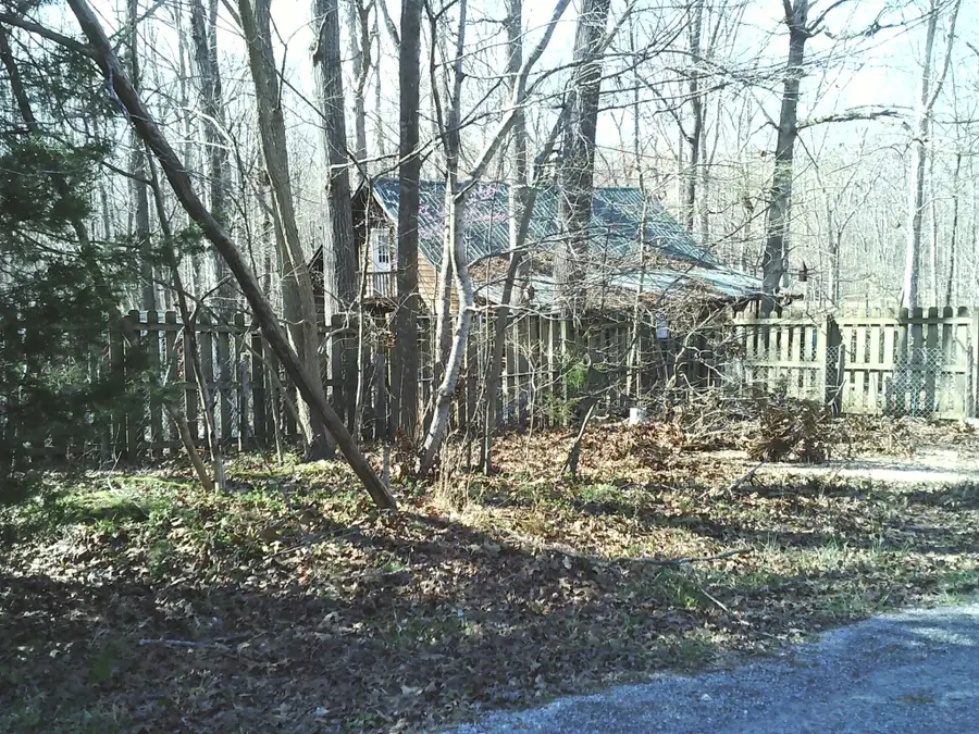 174 Sugar Maple Dr, Dover, TN 37058 - #2