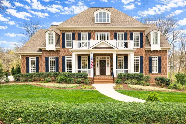 305 Silvercreek Ct, Franklin, TN 37069