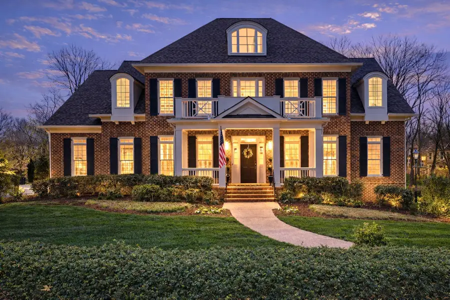 305 Silvercreek Ct, Franklin, TN 37069 - #2