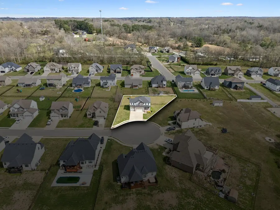 429 Crestwicke Ct, Clarksville, TN 37043 - #2