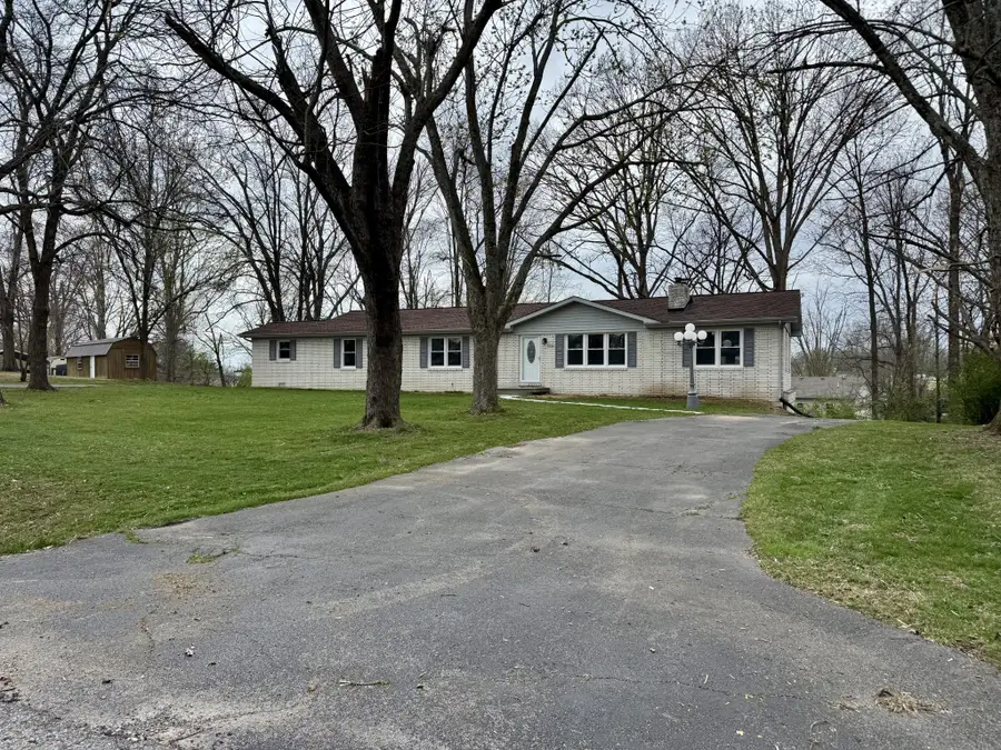 1211 Porter Rd, Lafayette, TN 37083 - #2