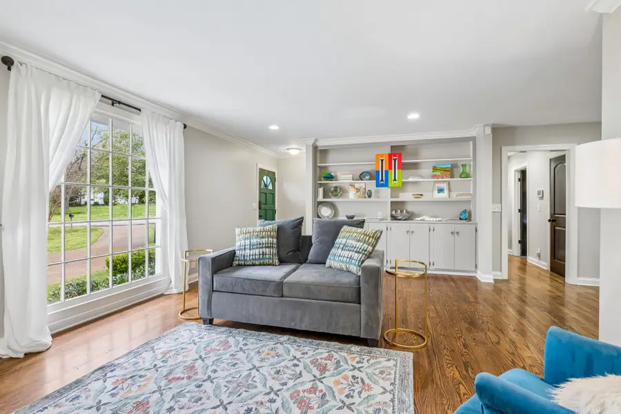 9021 Forest Lawn Dr, Brentwood, TN 37027 - #2