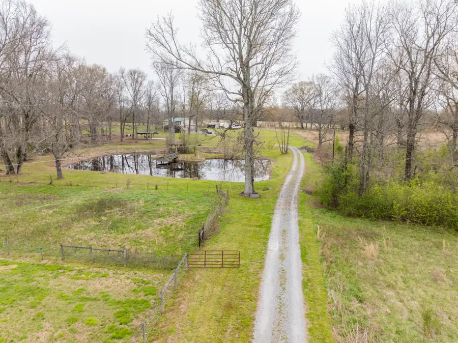 173 Bellview Ave N, Fayetteville, TN 37334 - #2