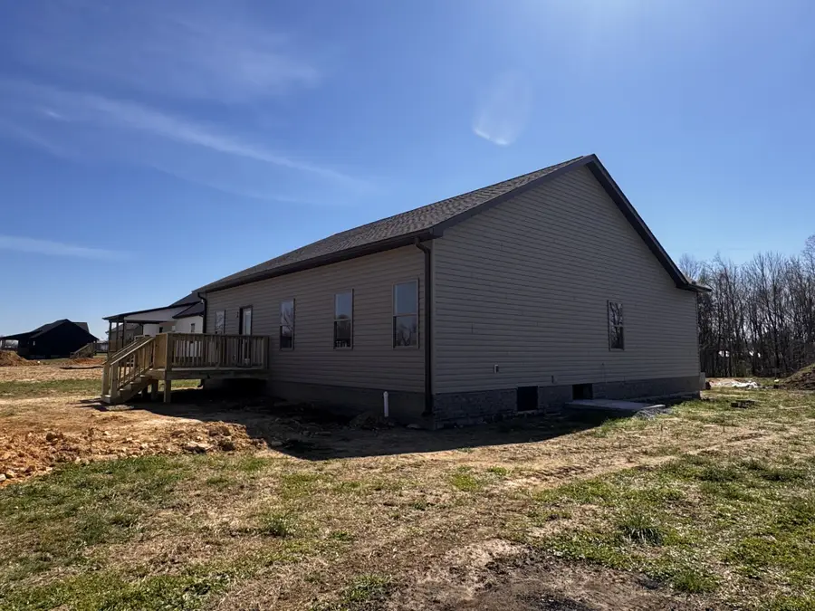 388 Hawkins Rd, Westmoreland, TN 37186 - #3