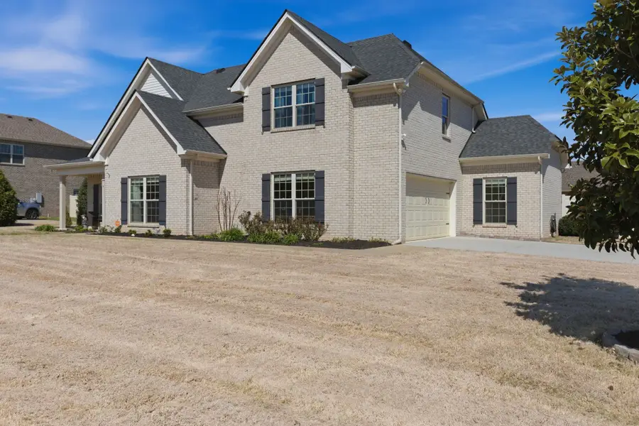 2206 Faulkner Springs Dr, Murfreesboro, TN 37128 - #2