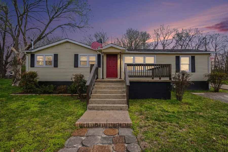 789 Anthony St, Gallatin, TN 37066 - #2