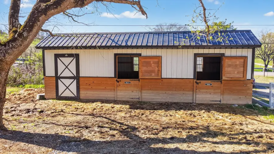 1679 E Broadway, Gallatin, TN 37066 - #2