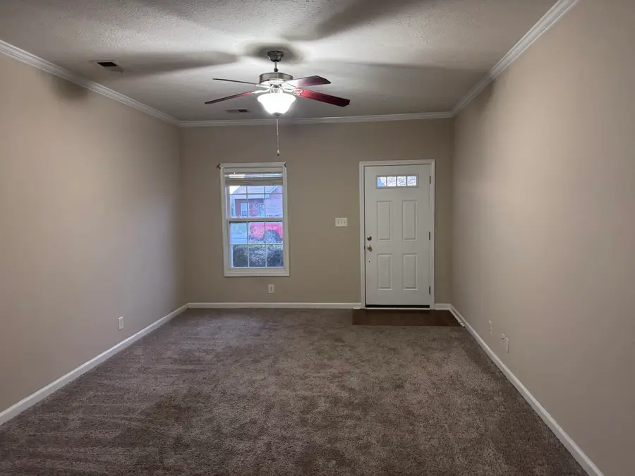 3741 Meadow Ridge Ln, Clarksville, TN 37040 - #2