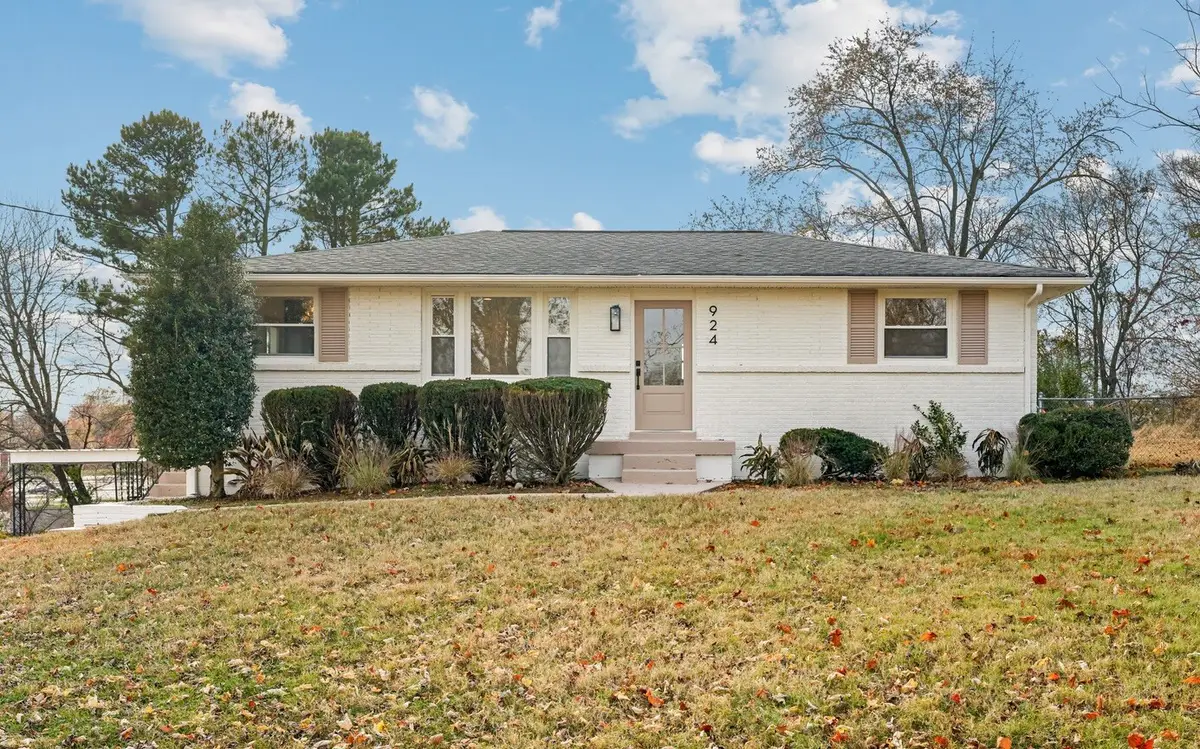 924 Shauna Dr, Nashville, TN 37214 - #1