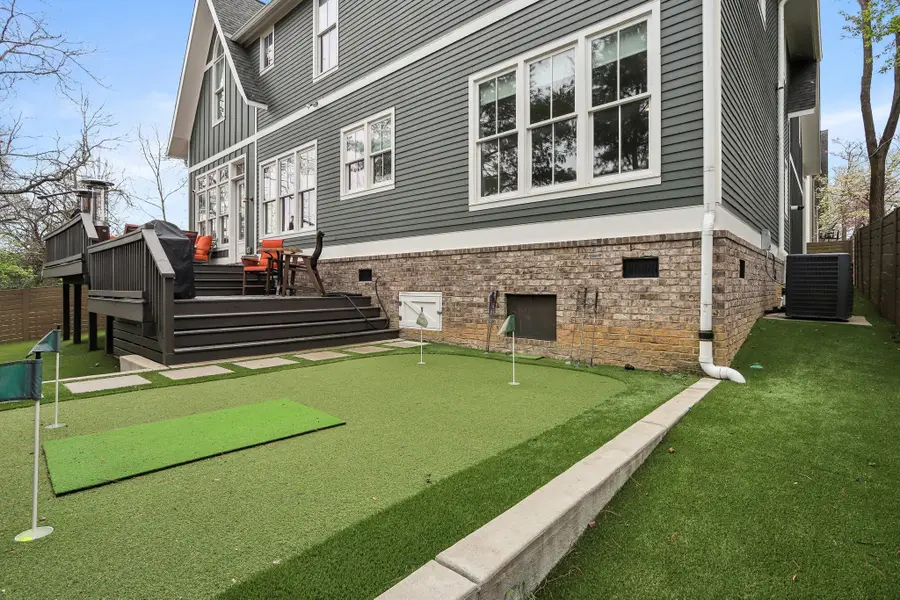 1422 Clifton Ln, Nashville, TN 37215 - #3