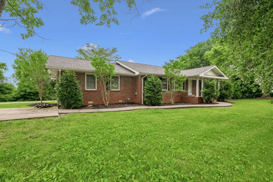 979 S Main St S, Eagleville, TN 37060 - #2