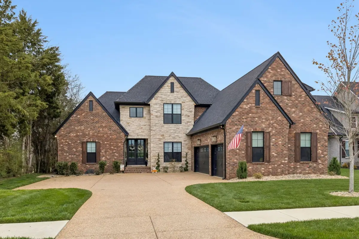 845 Brook Trl, Lebanon, TN 37087 - #1