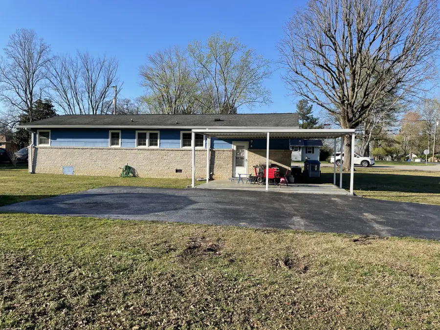 1306 Edgewood Dr, Manchester, TN 37355 - #2