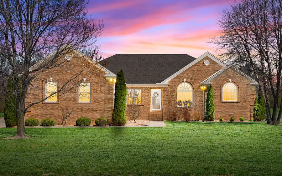 115 Farmhill Dr, Hopkinsville, KY 42240 - #2