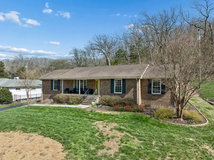 808 Rodney Dr, Nashville, TN 37205 - #3