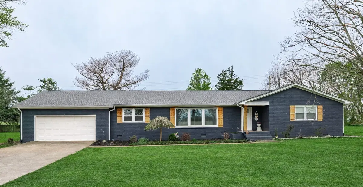 516 N Russell St, Portland, TN 37148 - #1