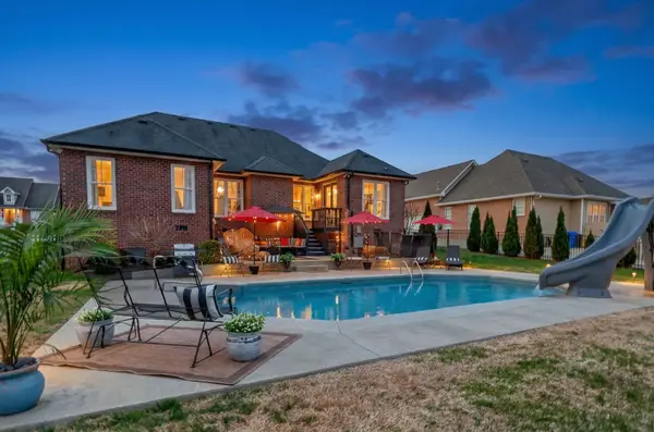 119 Thoroughbred Way, White House, TN 37188