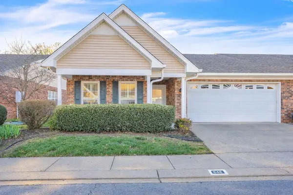 646 Forest Glen Cir, Murfreesboro, TN 37128