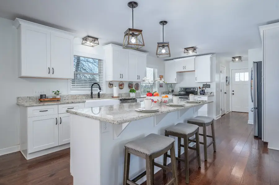 3380 W Trimble Rd, Milton, TN 37118 - #2